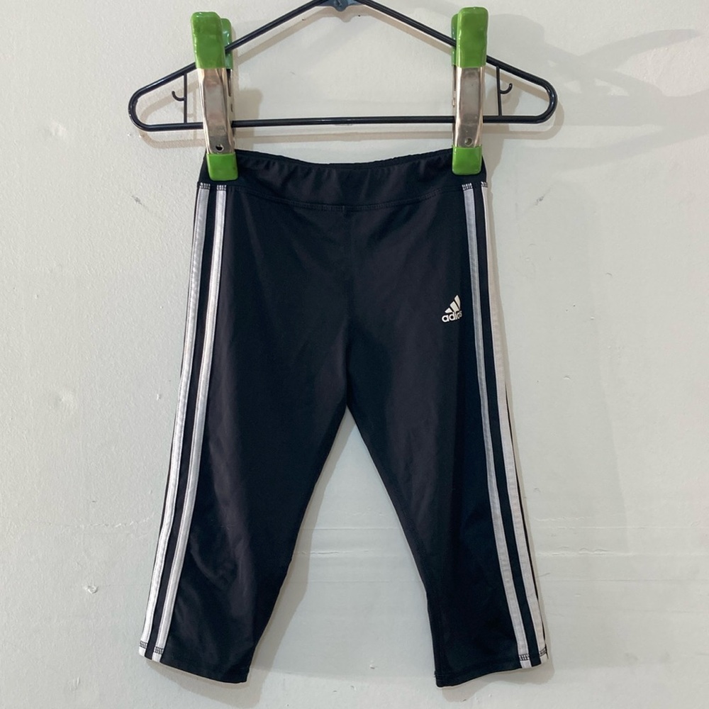 $5 “Adidas” S (7/8) capris